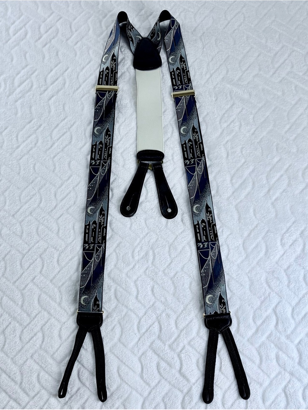 Vintage 90s TRAFALGAR Premium Silk Suspenders Made in England City Skyline - Picture 3 of 9
